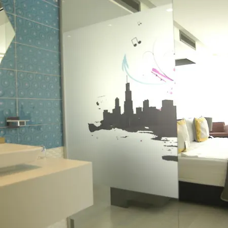 Hotel Caratpark Taksim 4*